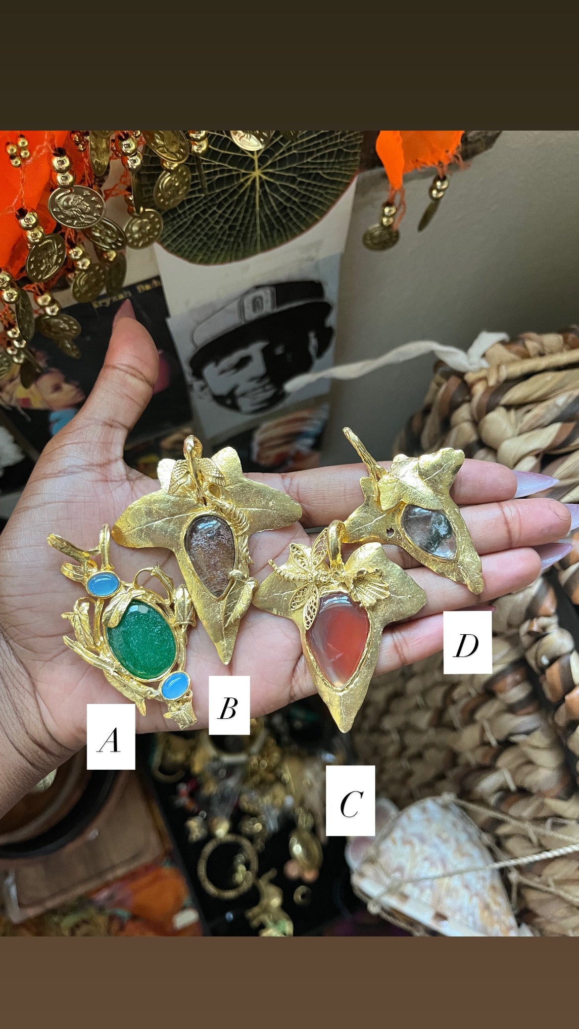 (1pc) Leaf Stone Pendant